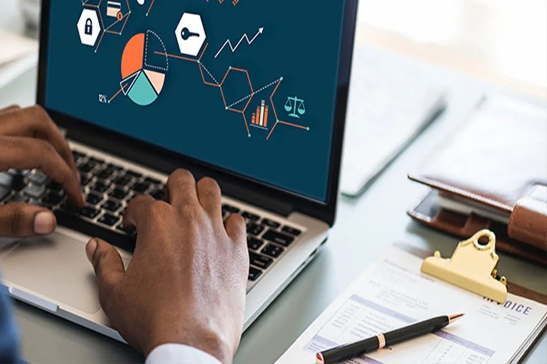 厦门南洋学院受邀为厦门众博诚人力资源服务有限公司进行礼仪培训(图32) 职场妆容禁忌_职场妆容培训内容_职场培训内容