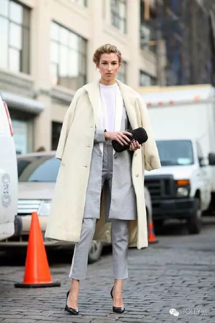 明于知礼仪陋于知人心_不可不知的职场礼仪_职场礼仪最重要的礼仪