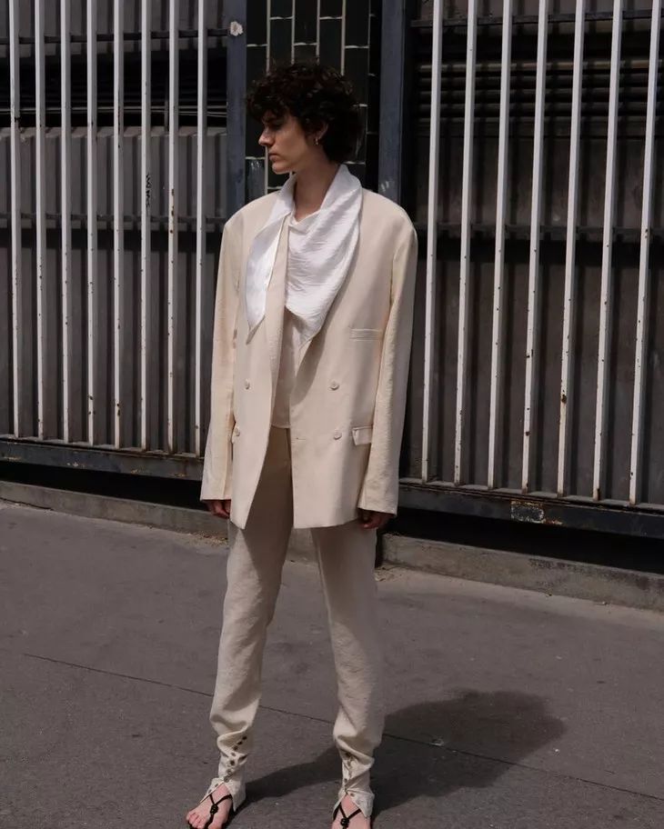 职场穿搭女_职场穿搭图片_职场怎么穿