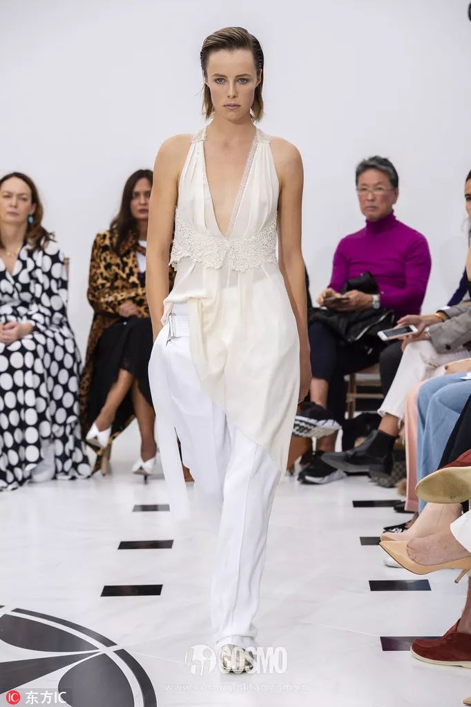 职场穿搭女_职场怎么穿_职场穿搭图片