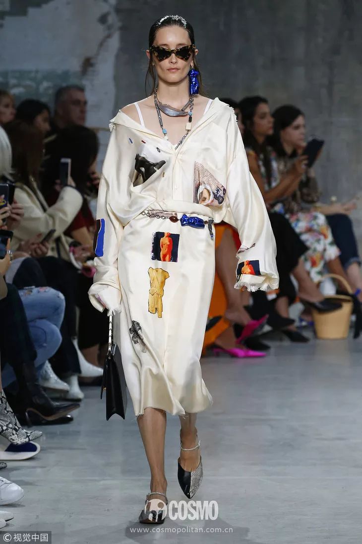 职场穿搭图片_职场怎么穿_职场穿搭女