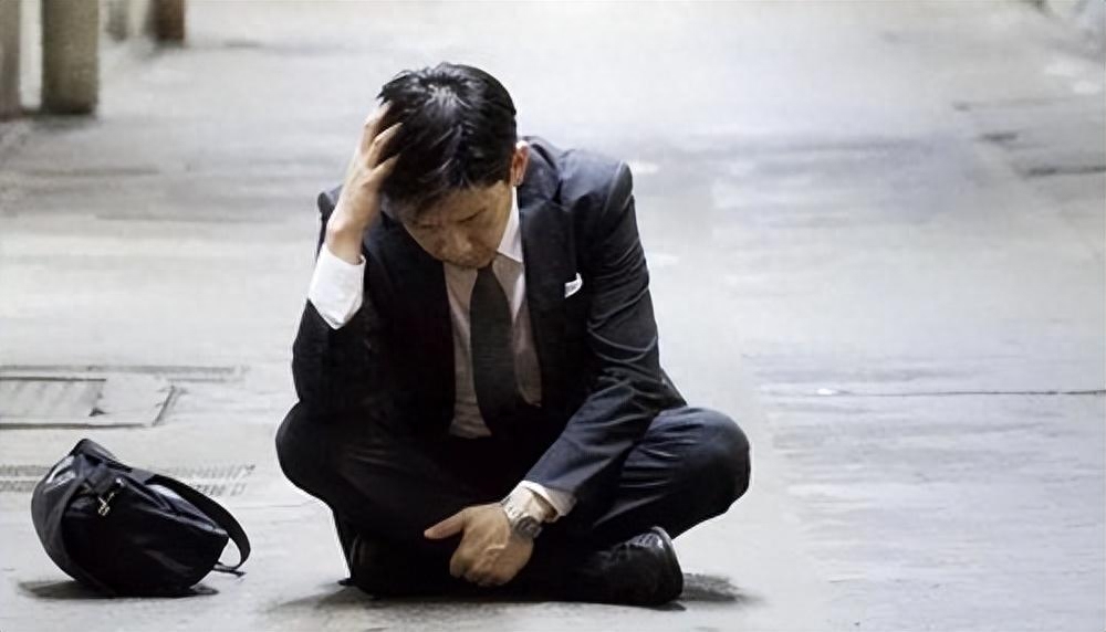 30岁职场危机_40岁职场危机_中年职场危机