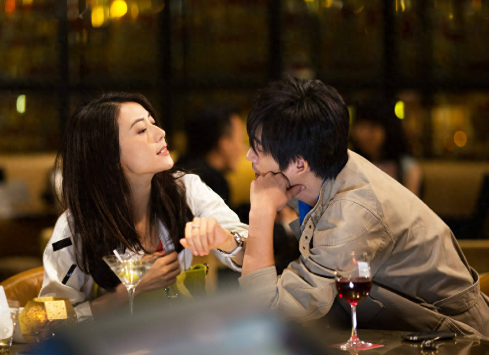 职场爱情电影_职场爱情电视剧排行榜前十名_职场爱情电视剧推荐