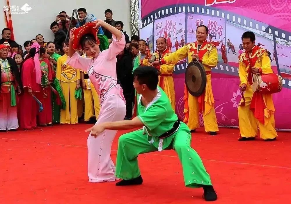 淮南凤台花鼓灯创始人_凤台花鼓灯调研_凤台花鼓灯抢板凳