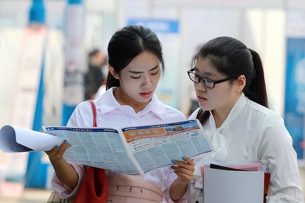 铁道警察学院招聘_铁道警察学院招聘_铁道警察学院招聘