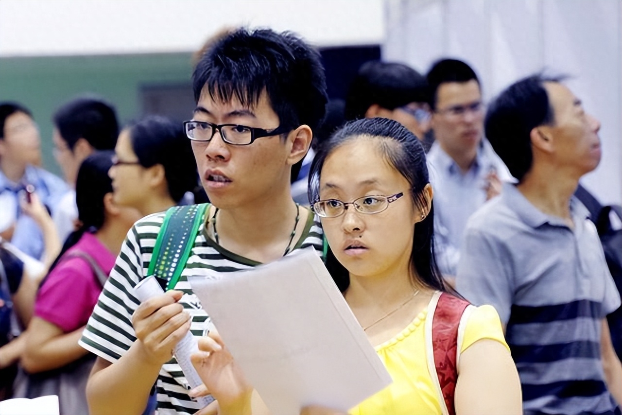 铁道警察学院招聘_铁道警察学院招聘_铁道警察学院招聘