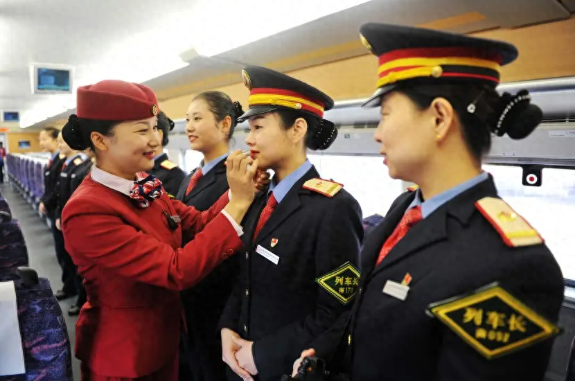 铁道警察学院招聘_铁道警察学院招聘_铁道警察学院招聘