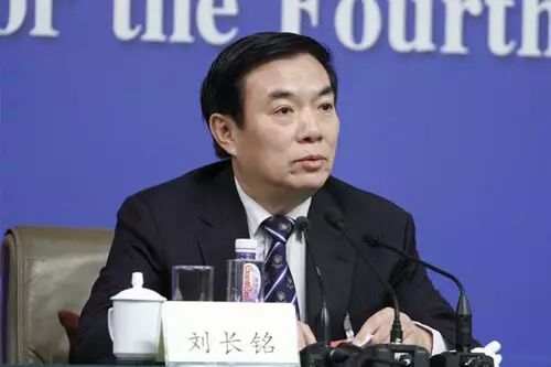 职场成功者的亲子关系_亲子之间有效沟通的要素和方法_职业人的亲子关系