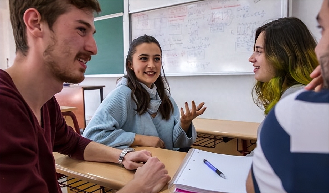 职场写作德语翻译_职场德语写作_职场德语原版引进