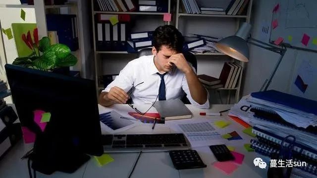 职场狠忍滚法则_职场里的法则_职场狼道法则