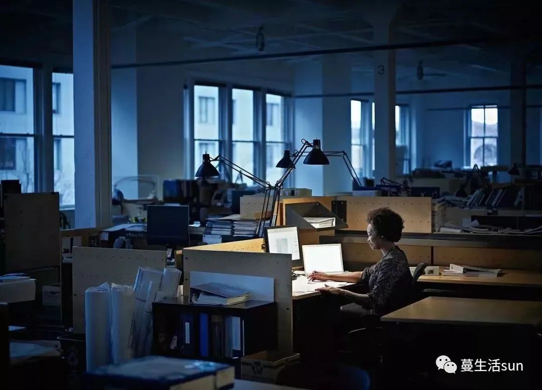 职场狠忍滚法则_职场里的法则_职场狼道法则