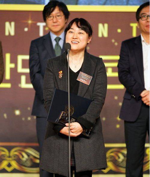 好看的韩剧职场_经典的韩剧职场电视剧排行榜_韩国优秀的职场剧