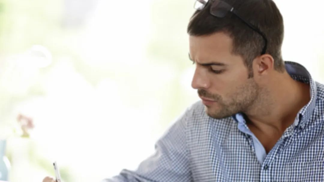 职场生存不可不知的人际关系圣经_职场上生存之法_职场生存之道的书