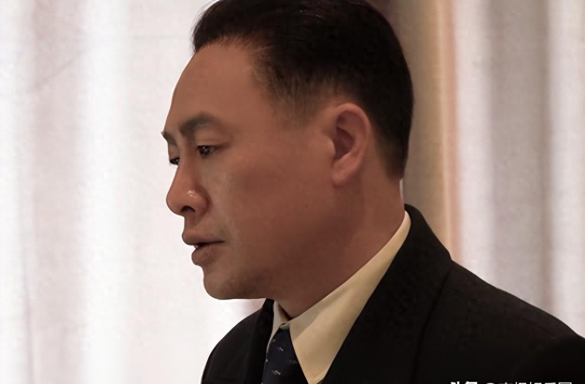 必看职场电影_关于职场的老电影_职场的电影电视剧