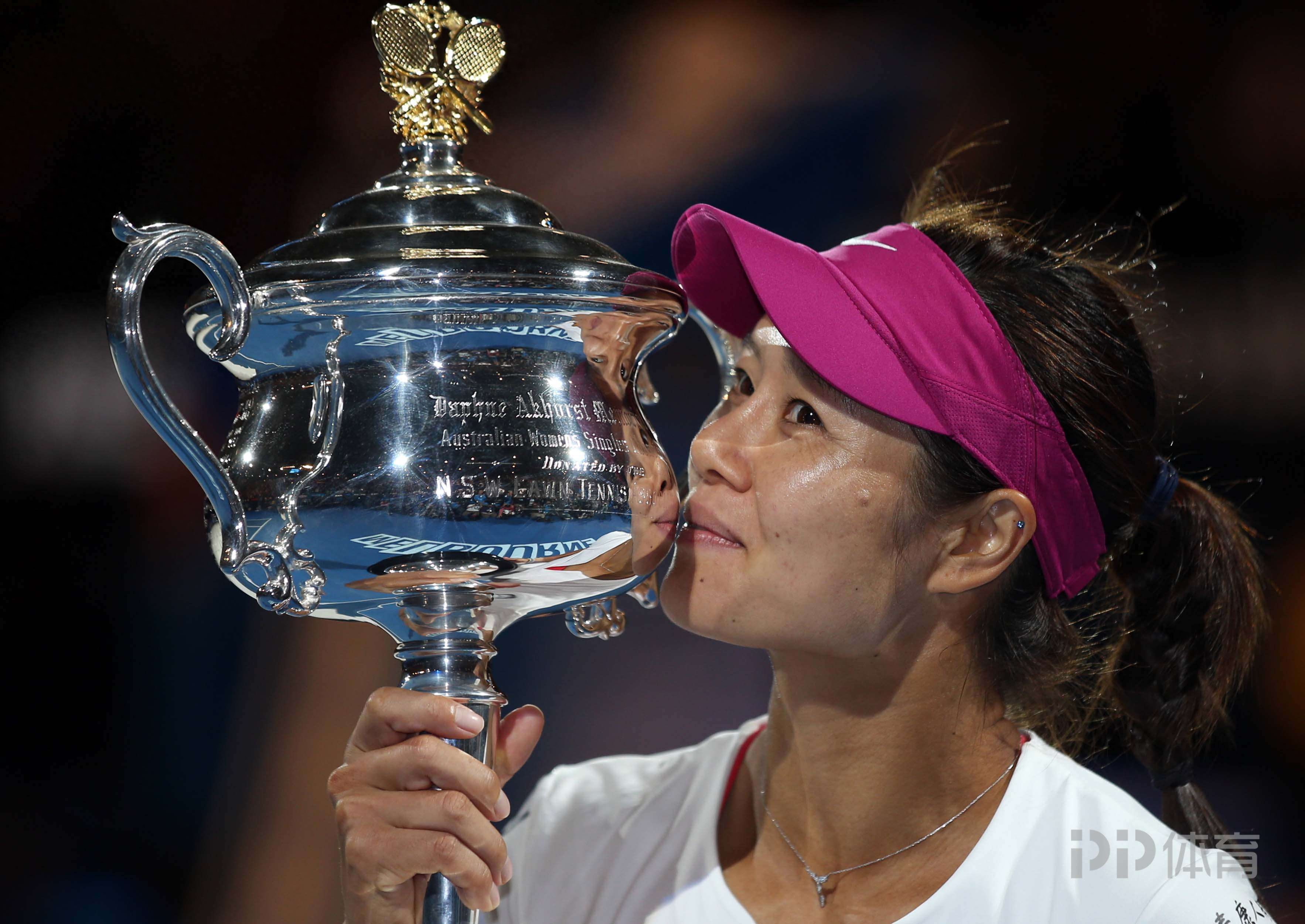 李娜和姜山夫妻却是不同的男人,你知道吗?(图10) 主持人李娜简历_主持人李娜简历_主持人李娜简历