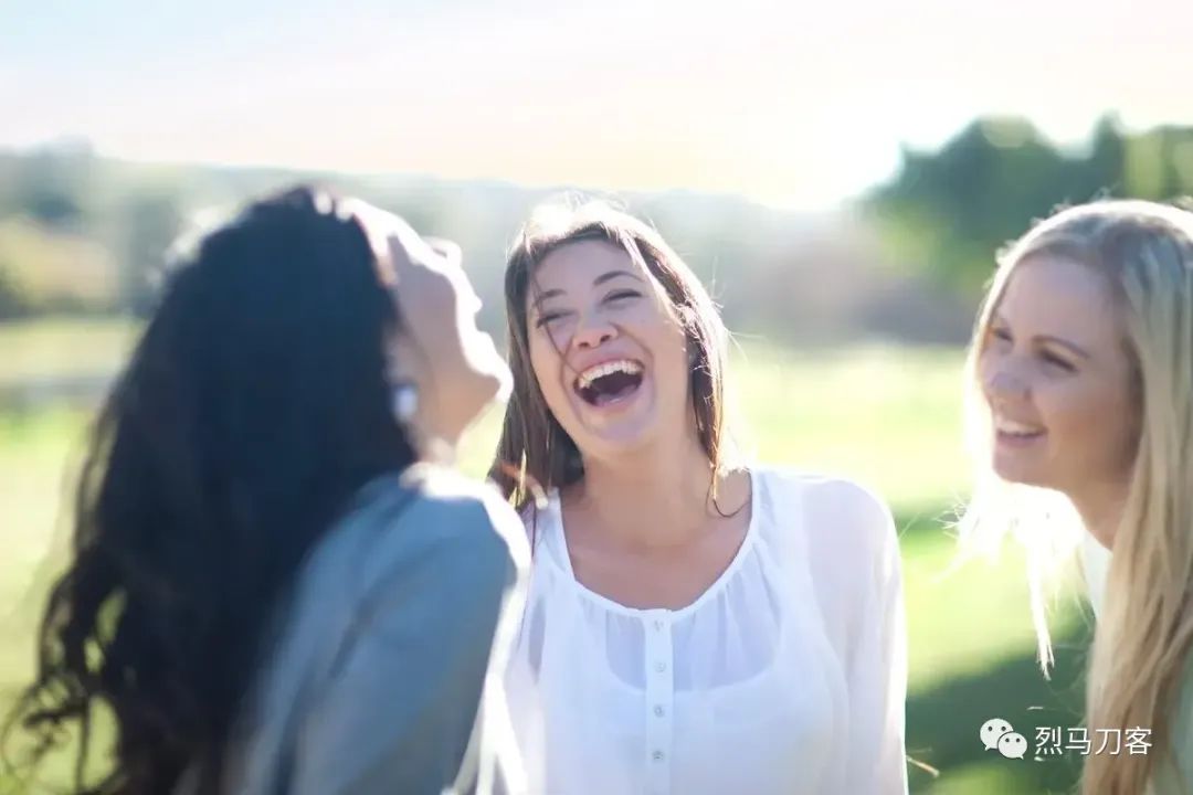 职场博弈法则 烈马青葱无所惧,刀客美女有情人!跟烈马刀客一起领略江湖恩仇,感受人生百味!(图1) 职场博弈法则_职场博弈论_职场博弈心理学