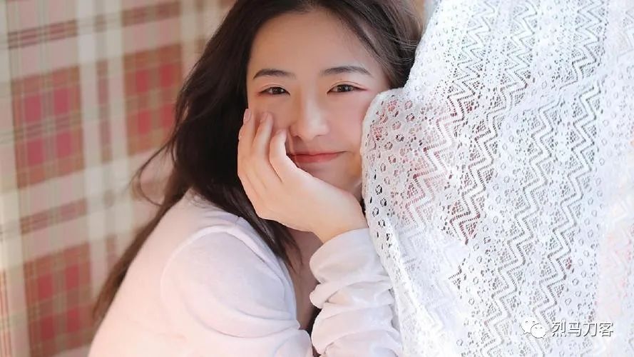 职场博弈法则 烈马青葱无所惧,刀客美女有情人!跟烈马刀客一起领略江湖恩仇,感受人生百味!(图2) 职场博弈法则_职场博弈论_职场博弈心理学