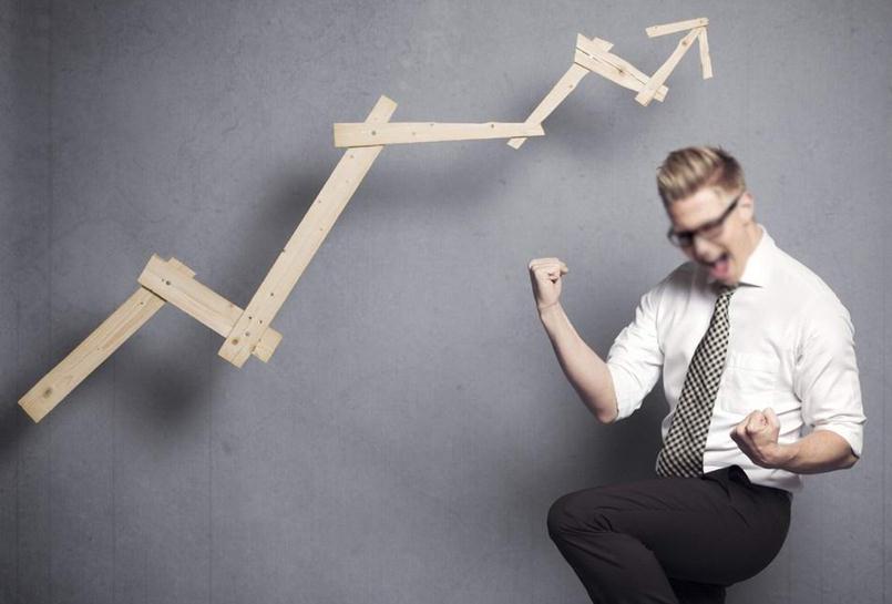 职场如战场,无数人在其中拼搏,为何有人一落千丈(图1) 职场励志小故事_励志故事分享职场_励志故事职场正能量