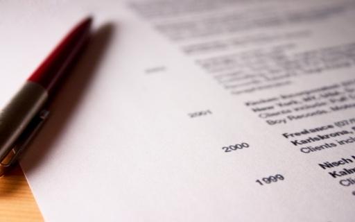 英语毕业生简历范文女23岁广东人学历:(图1) 毕业生英文简历模板_毕业生英文简历模板_毕业生英文简历模板