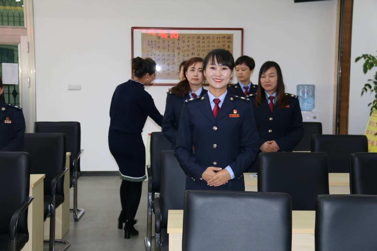 全职妈妈重返职场靠“及时雨”落在了宝妈(图1) 全职妈妈重回职场_全职妈妈如何重返职场_全职妈妈重返职场有多难