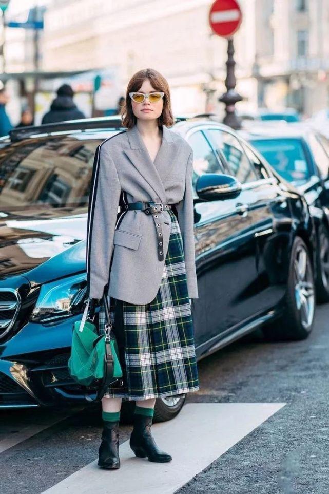 职场服饰搭配的基本原则_职场时尚穿搭_职场时尚ol服装搭配