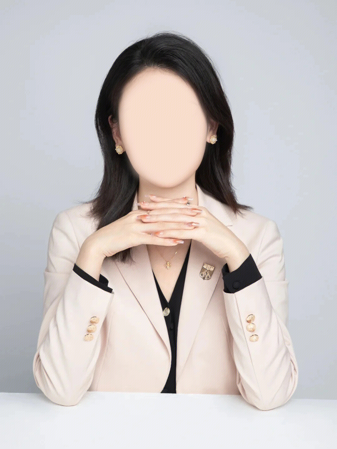 职场礼仪坐姿要求_职场礼仪坐姿站姿行姿_职场坐姿要求