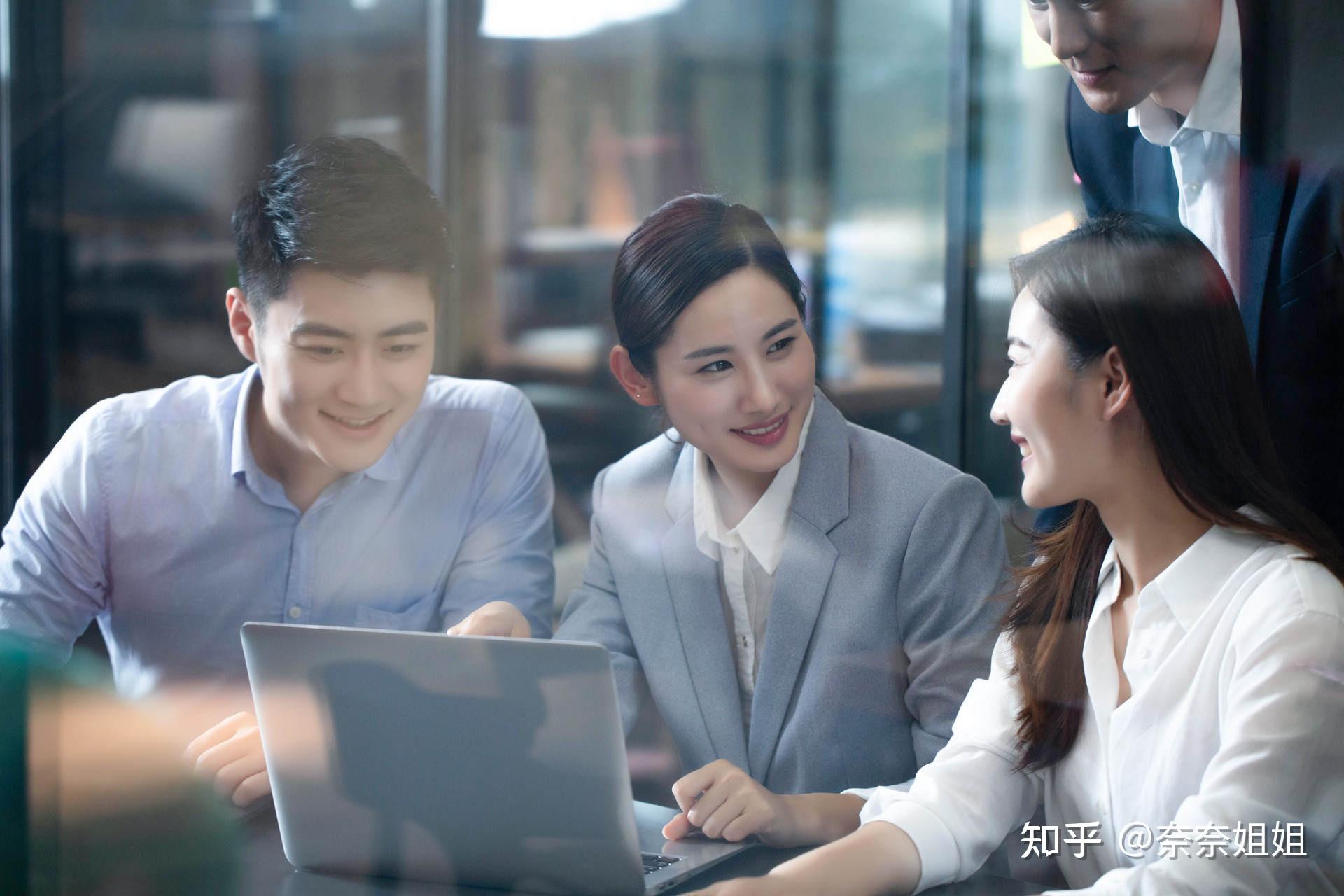 职场新人压力很大怎么办_职场新人报到对前辈的压力_新人去职场