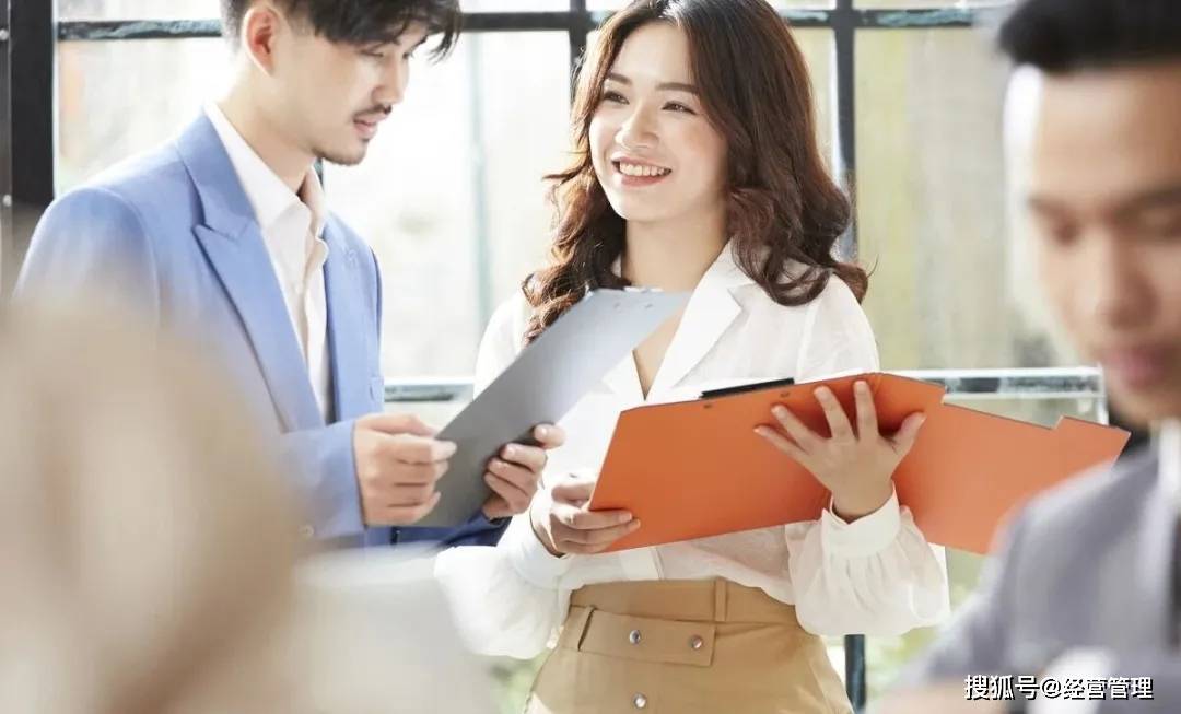 关于职场的励志故事 《做自己的光》7月17日江苏卫视播出(图1) 关于职场的励志故事_职场励志故事及感悟个人成长_职场励志故事小故事及感悟