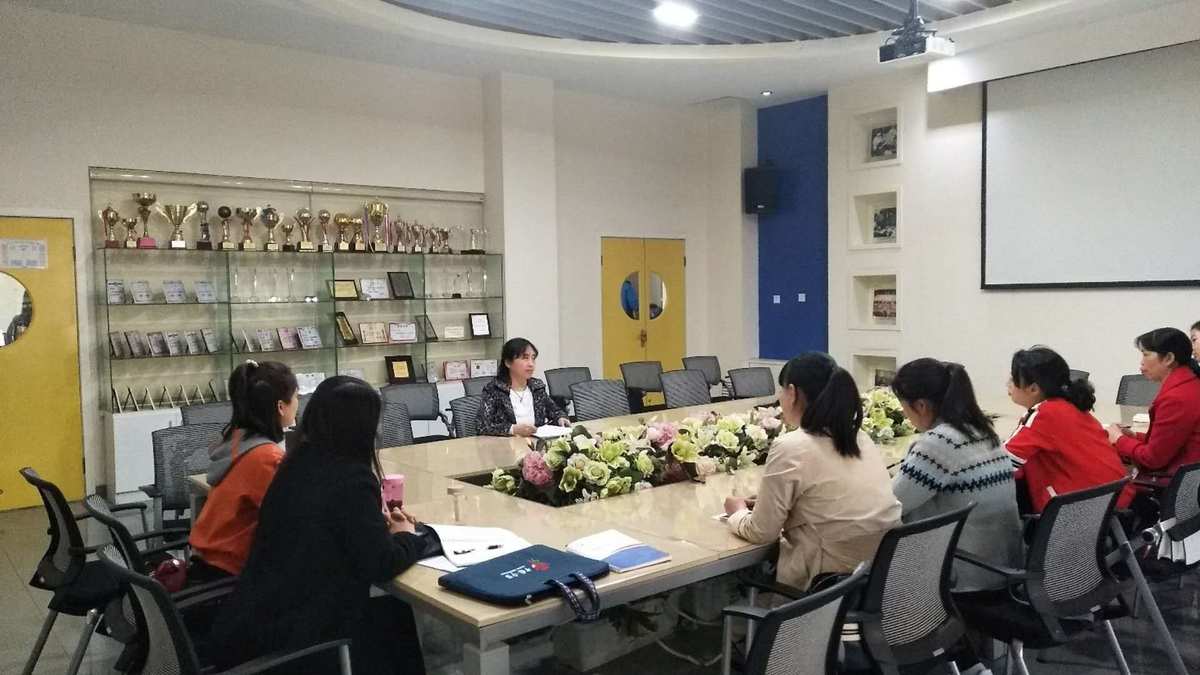 如何引导职场新鲜人融入团队怎么写_融入新的团队_职场新人如何融入团队