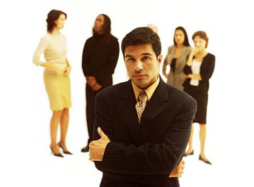 职场心理咨询 被领导潜规则_职场潜规则的电视剧_模特自愿职场潜规视频