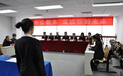 社会招聘面试自我介绍范文_招聘范文面试社会介绍怎么写_社会招聘面试自我介绍简单大方