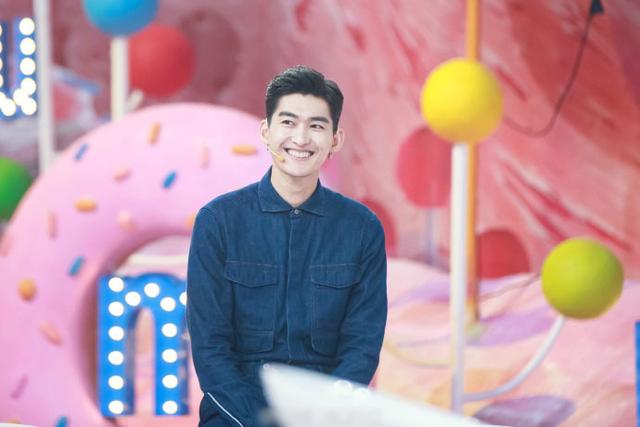 开啦职场 董小姐的两幅面孔,真的在拍真人秀吗?(图1) 开啦职场_职场开场白台词大全_职场开场白